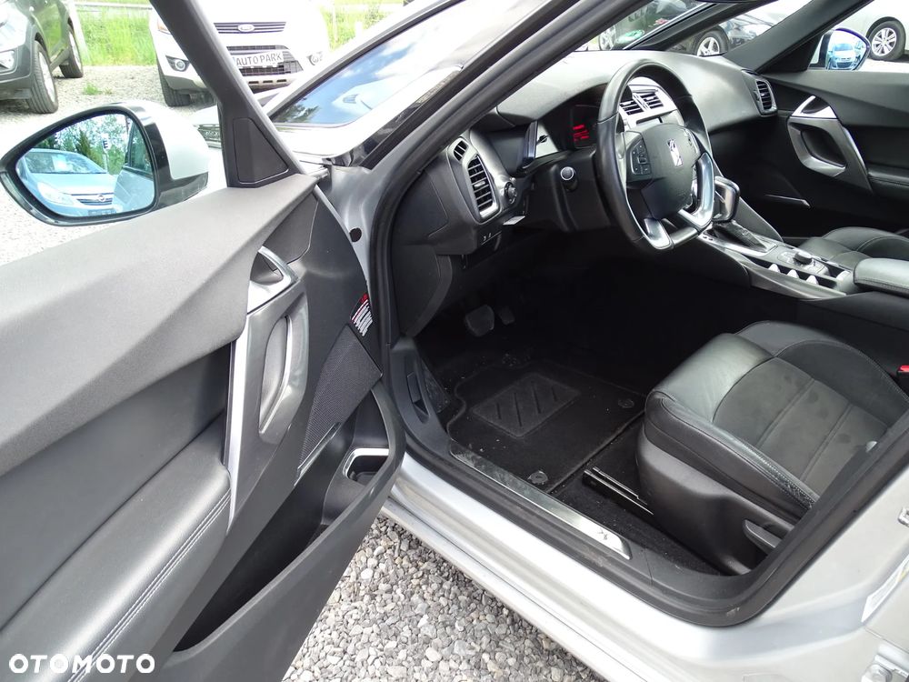 Citroën DS5 2.0 HDi SportChic - 24