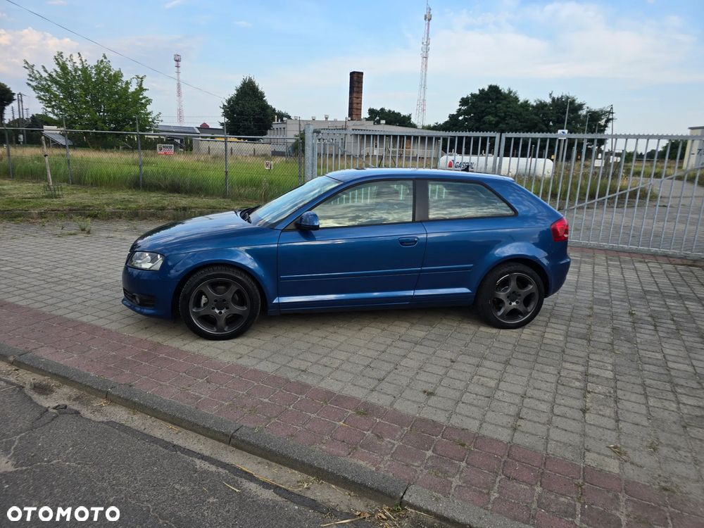 Audi A3 3-drzwiowe 2.0 TDI Ambition - 10