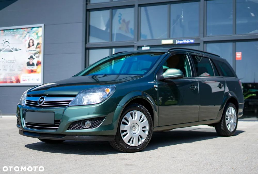 Opel Astra 1.9 CDTI Caravan DPF Automatik Sport - 3