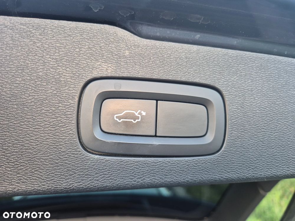 Volvo V60 D3 Geartronic Momentum Core - 11