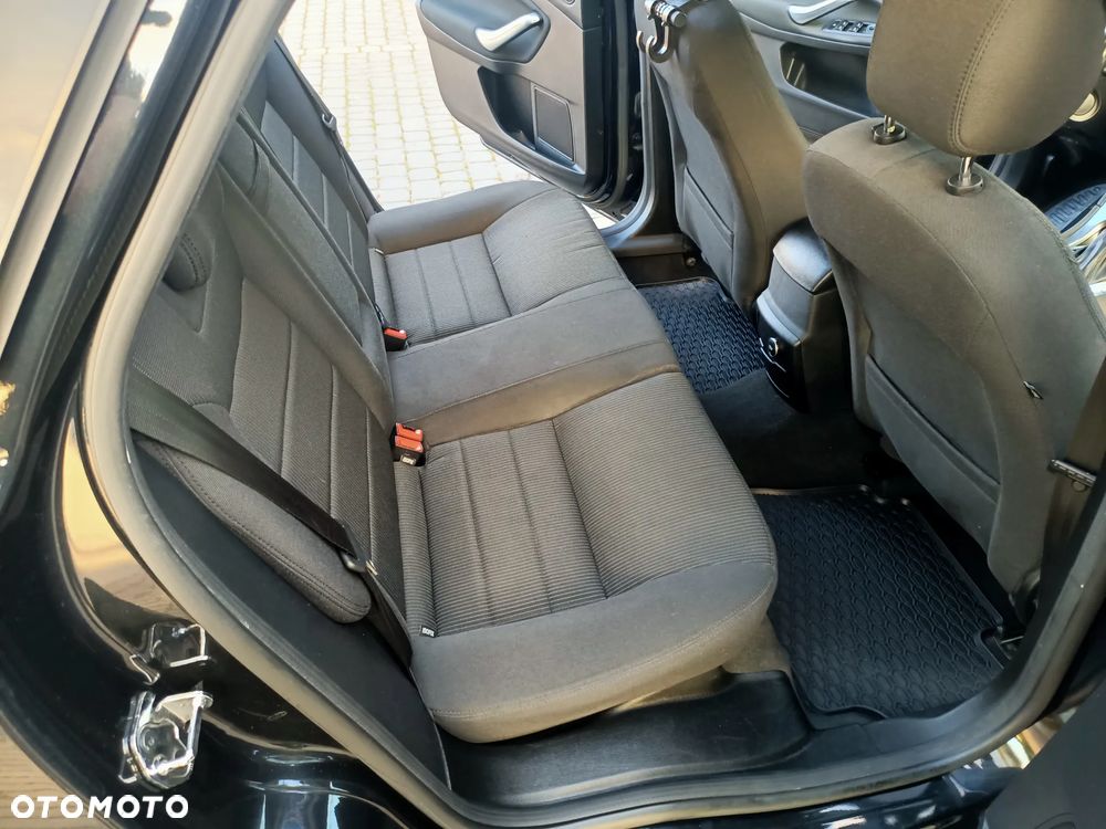 Ford Mondeo 2.0 TDCI Business Edition - 13