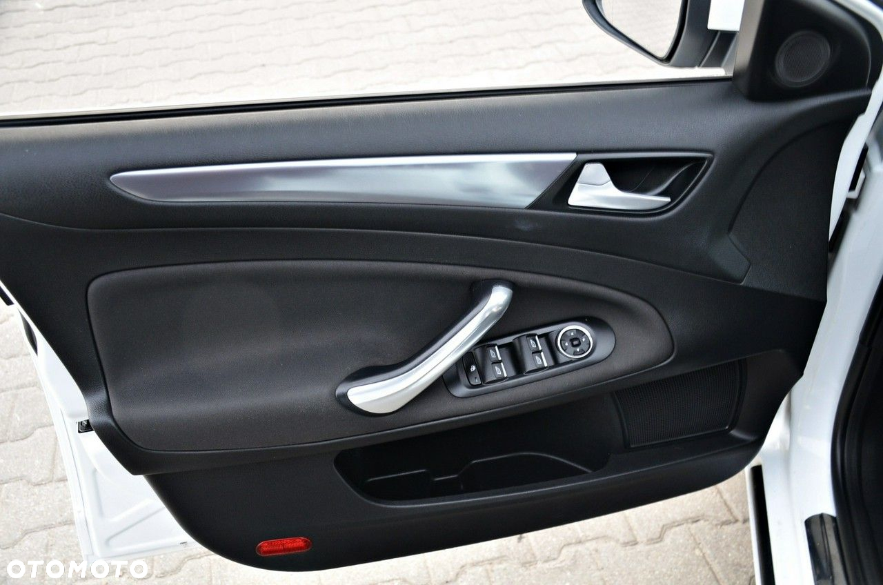 Ford Mondeo - 15