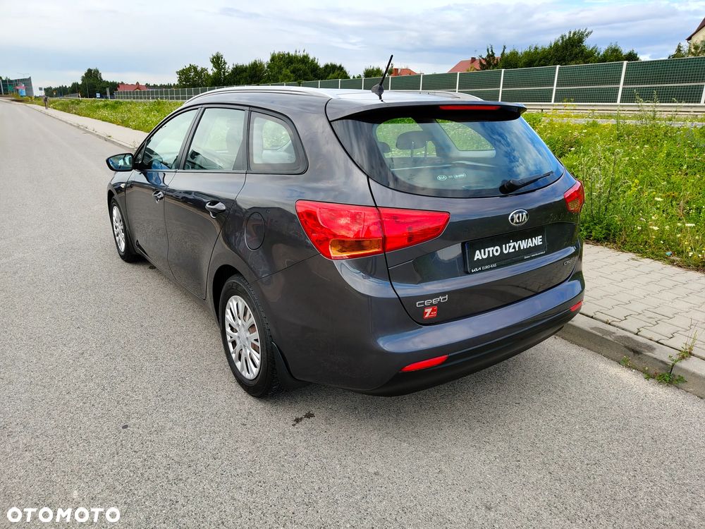 Kia Ceed 1.6 CRDi M - 12