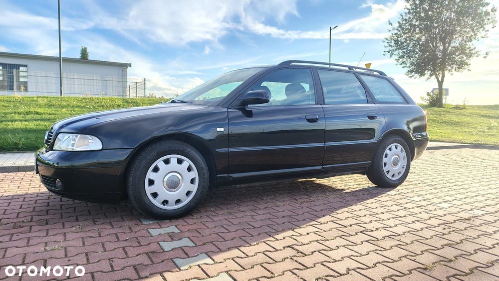 Audi A4 Avant 1.8 - 10