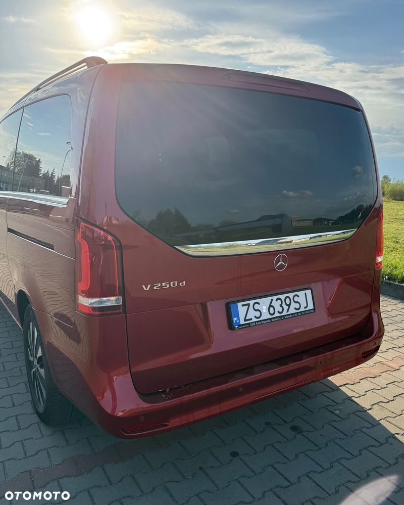 Mercedes-Benz Klasa V 250 d Avantgarde 9G-Tronic (d³ugi) - 3