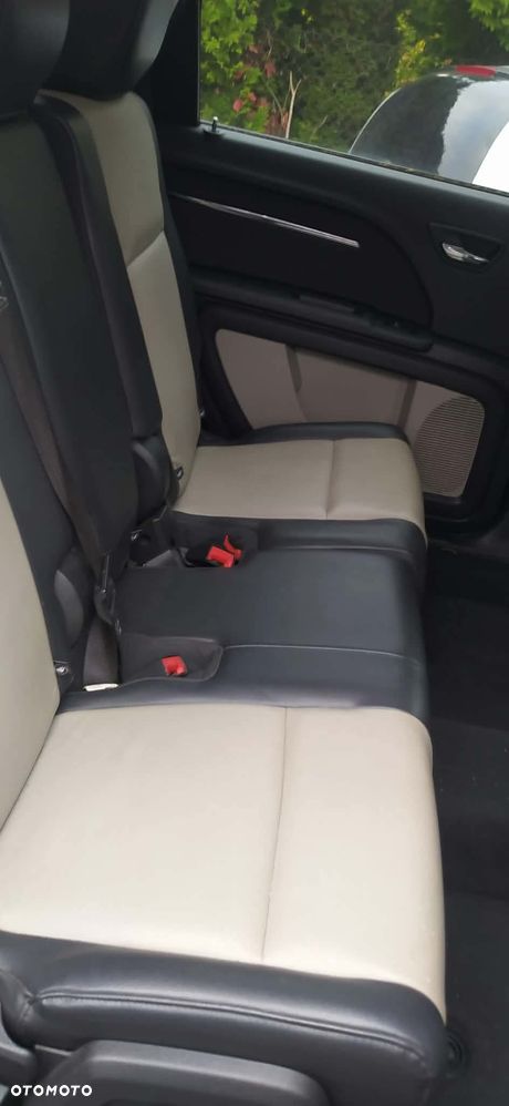 Dodge Journey - 8