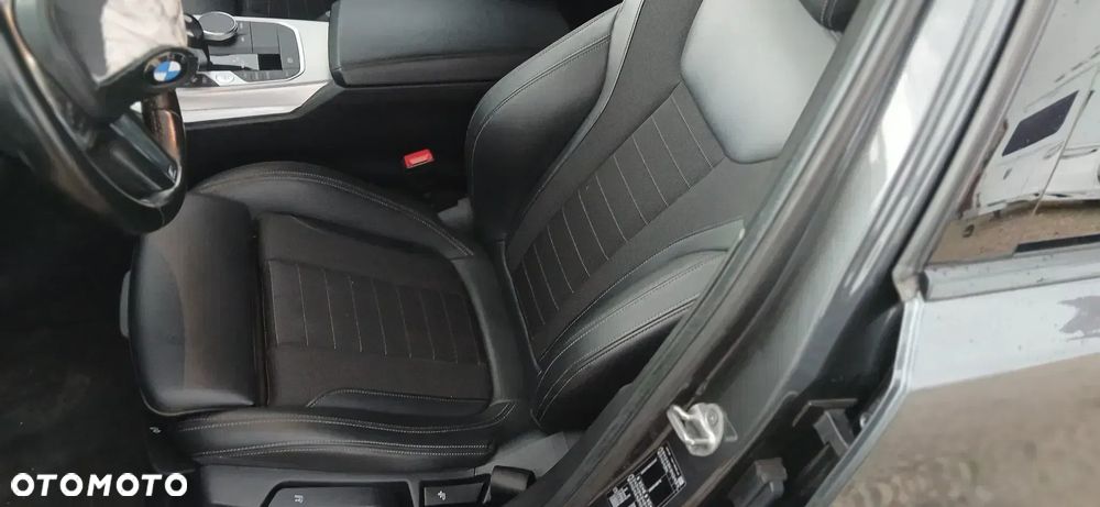 BMW Seria 3 318d Luxury Line - 20