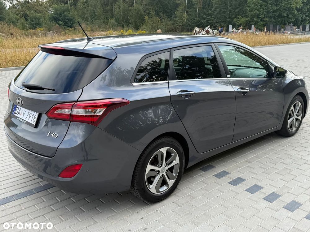 Hyundai i30 1.4 Passion - 6