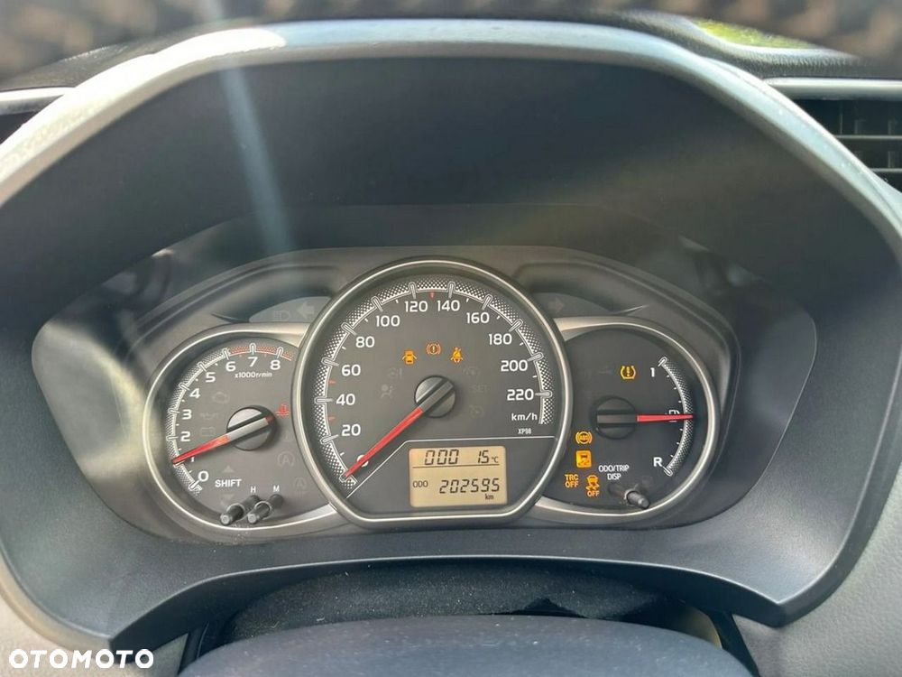 Toyota Yaris - 13