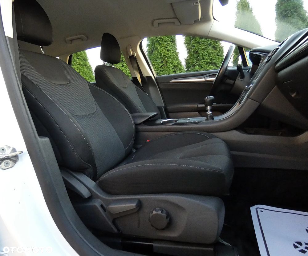 Ford Mondeo 1.5 EcoBoost Gold X (Trend) - 33