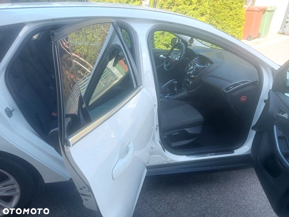 Ford Focus 1.6 EcoBoost Titanium - 5