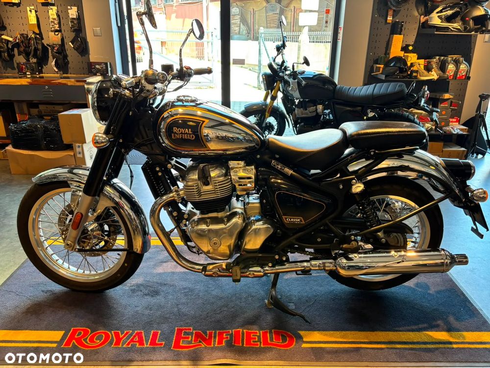 Royal Enfield Classic - 2
