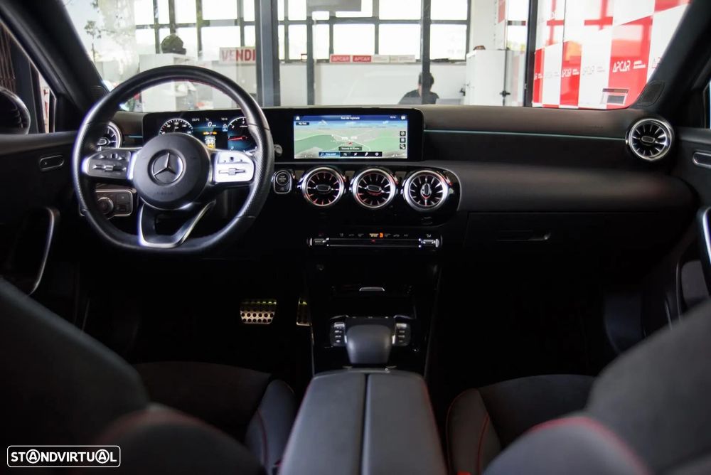 Mercedes-Benz A 180 d AMG Line - 48