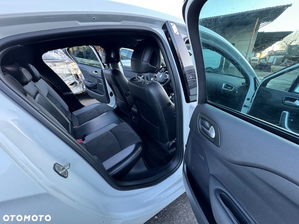 Citroën DS4 BlueHDi 150 S&S SoChic - 10