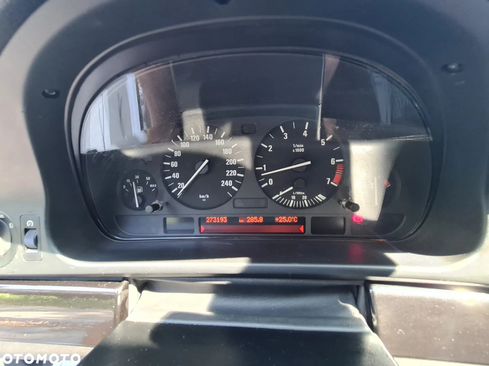 BMW Seria 5 520i - 8