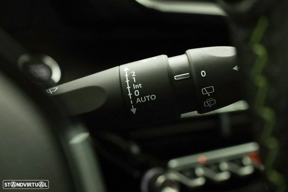 Peugeot e-2008 50 kWh GT - 20