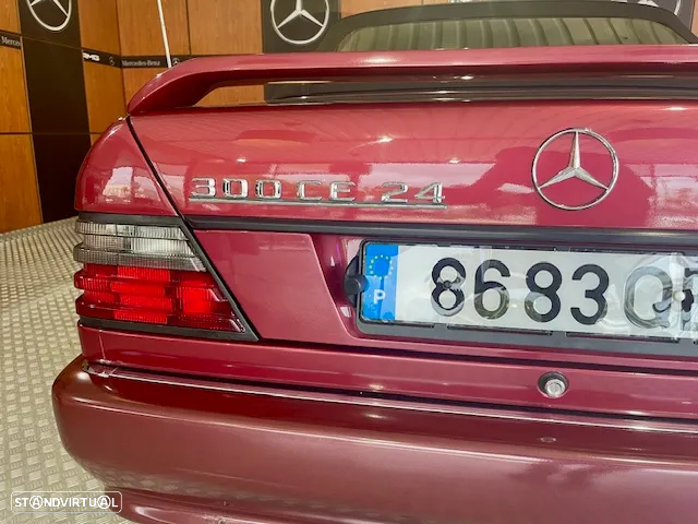 Mercedes-Benz 300 - 40