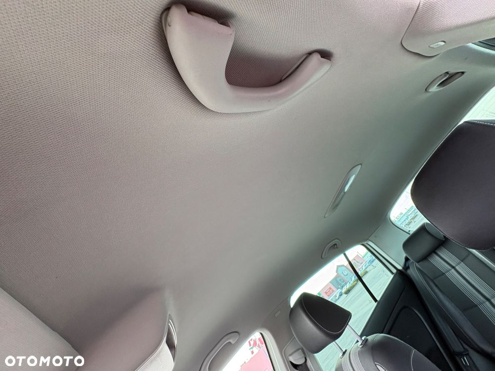 Volkswagen Golf Plus 1.2 TSI MATCH - 26