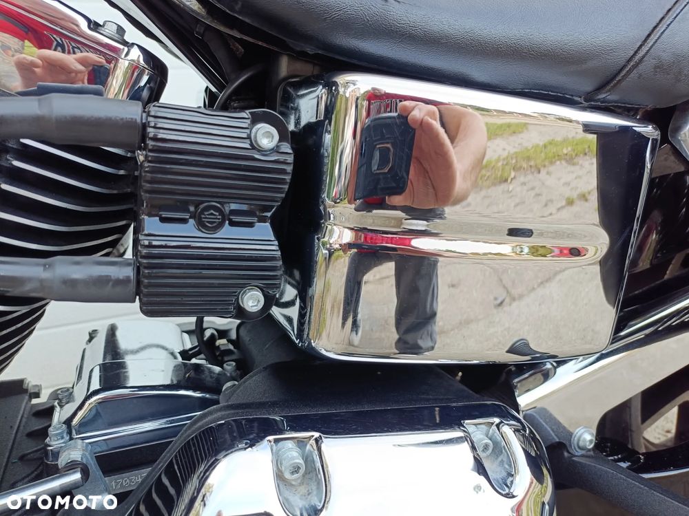 Harley-Davidson Dyna Low Rider - 32