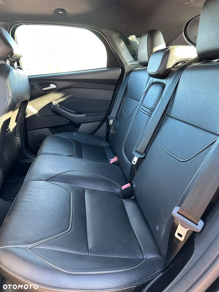 Ford Focus 2.0 EcoBoost ST - 26