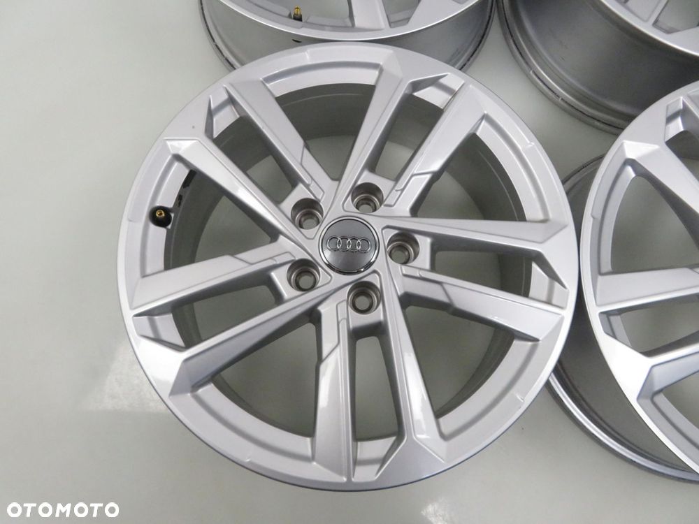 Alufelgi 17'' Audi A3 S3 8Y0601025L 5x112 ET43 6,5J - 6