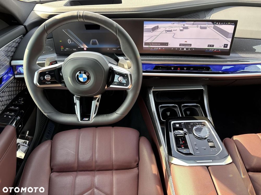 BMW Seria 7 - 11