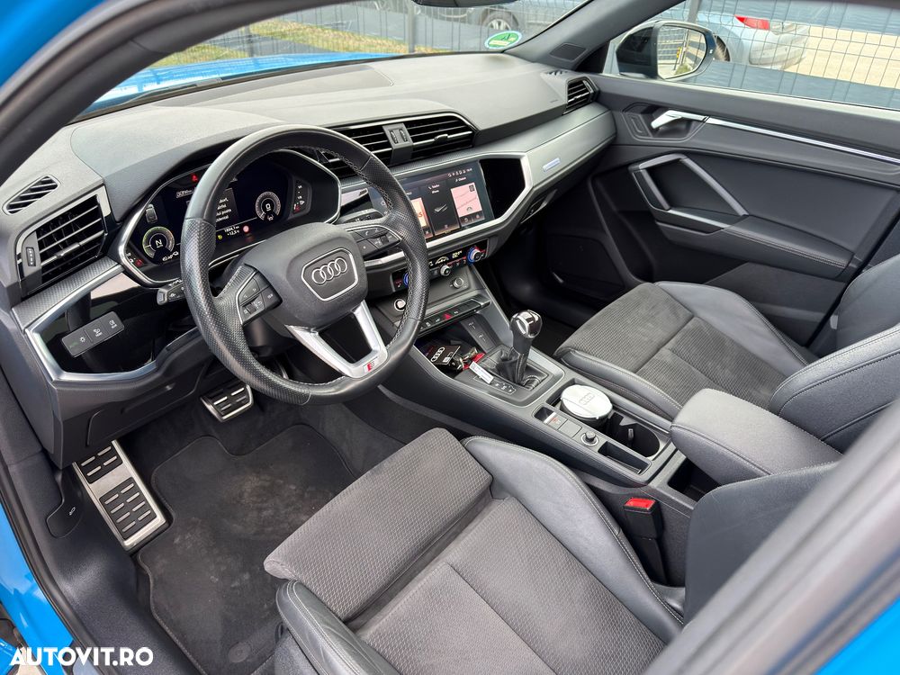 Audi Q3 45 TFSIe S tronic S line - 10