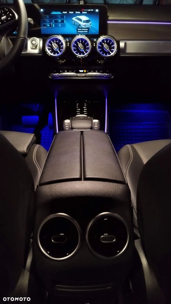 Mercedes-Benz GLB 200 d Progressive 8G-DCT - 14