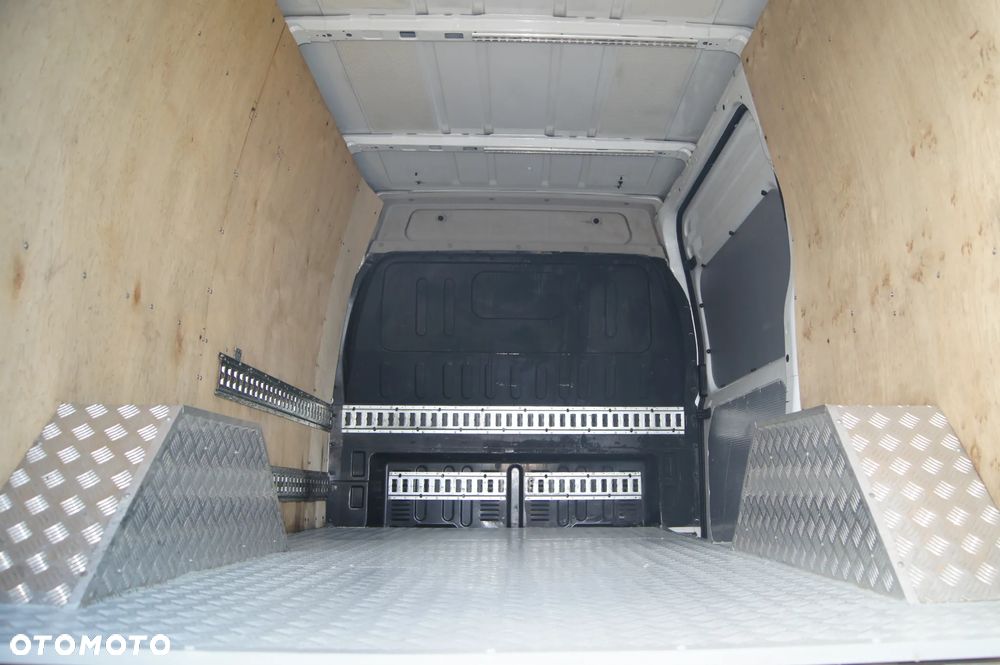Ford Transit - 16