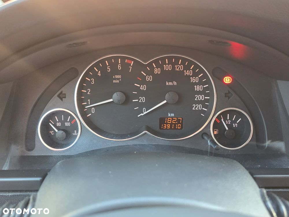 Opel Meriva 1.8 16V Innovation - 25