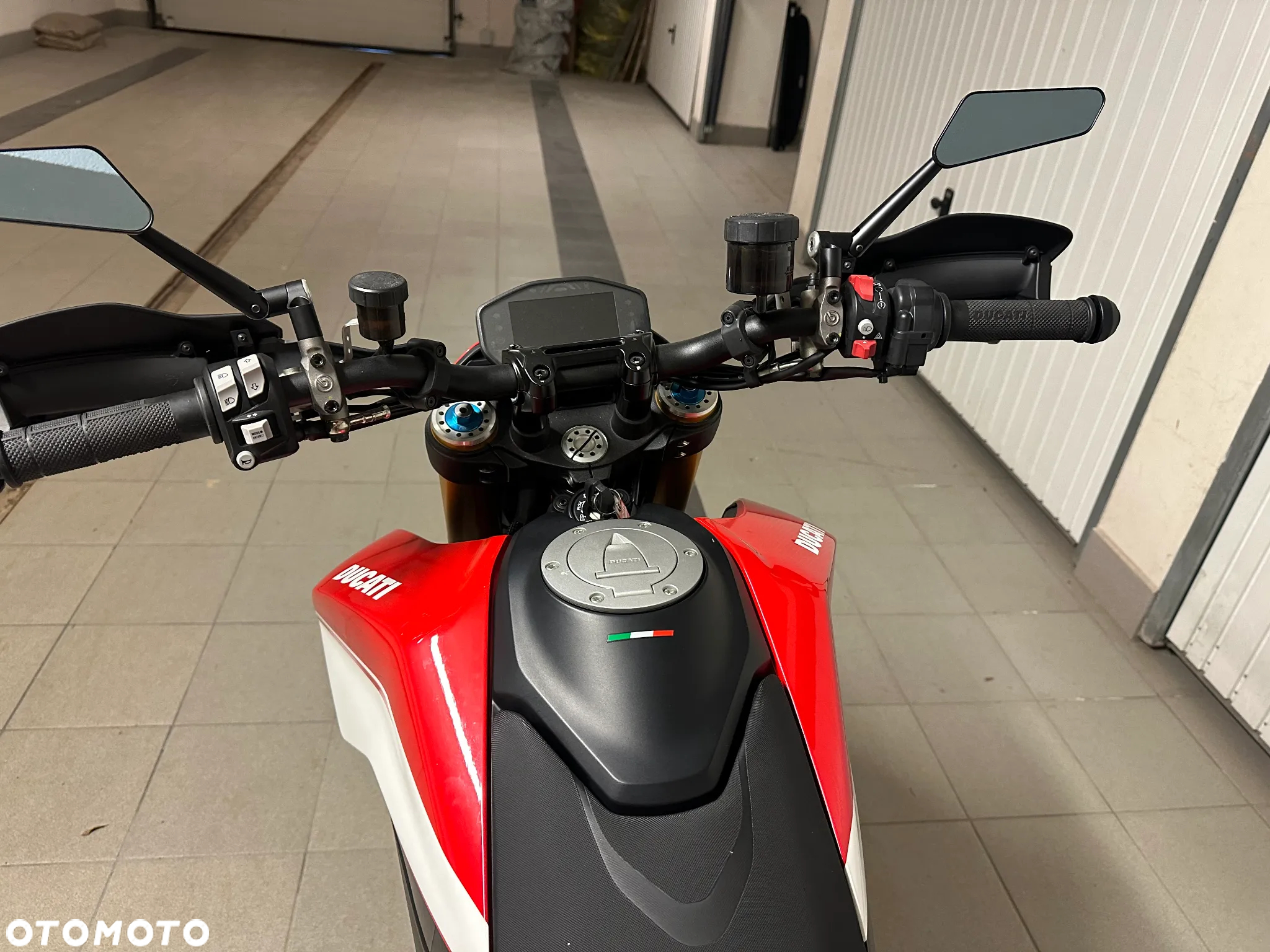 Ducati Hypermotard - 7