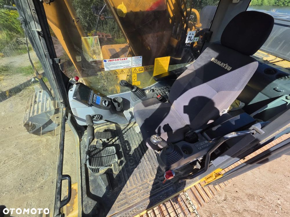 Komatsu PC350LC-8  Long Reach - 16
