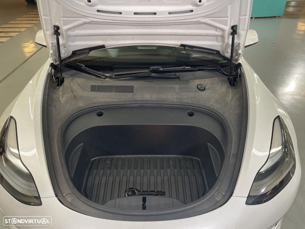 Tesla Model 3 Long-Range Dual Motor AWD - 12