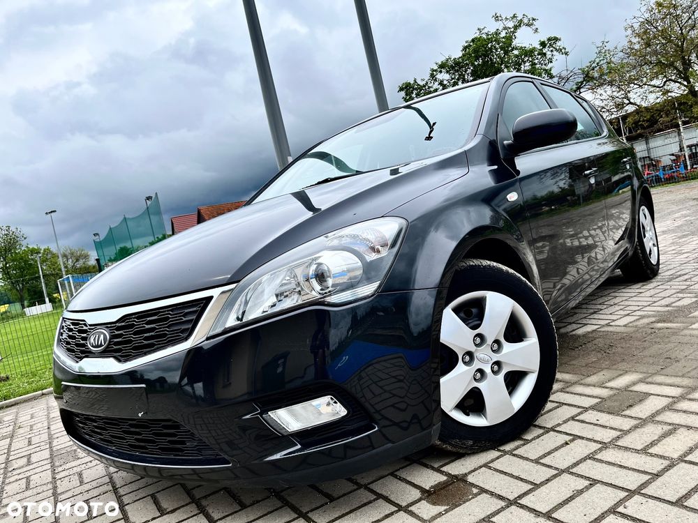 Kia Ceed 1.4 CVVT Attract - 3