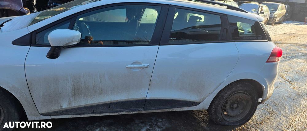 Aripa stanga spate Renault Clio 4 combi 2015 2016 / 2017 2018 - 2