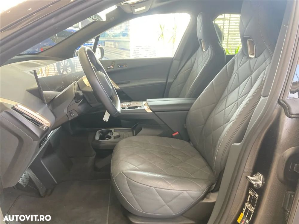 BMW iX xDrive50 - 8