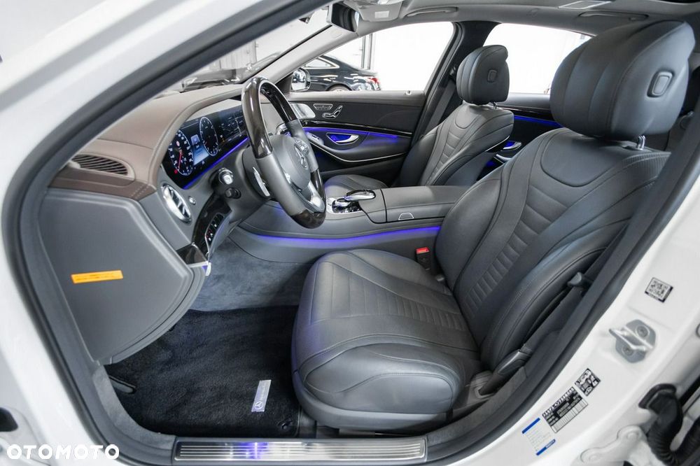 Mercedes-Benz Klasa S 560 4-Matic L 9G-TRONIC - 25