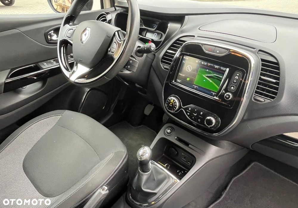 Renault Captur - 25
