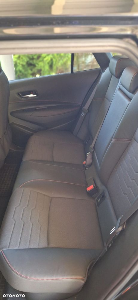 Toyota Corolla 2.0 Hybrid Executive - 13