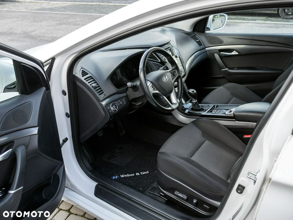 Hyundai i40 1.7 CRDi Premium - 16