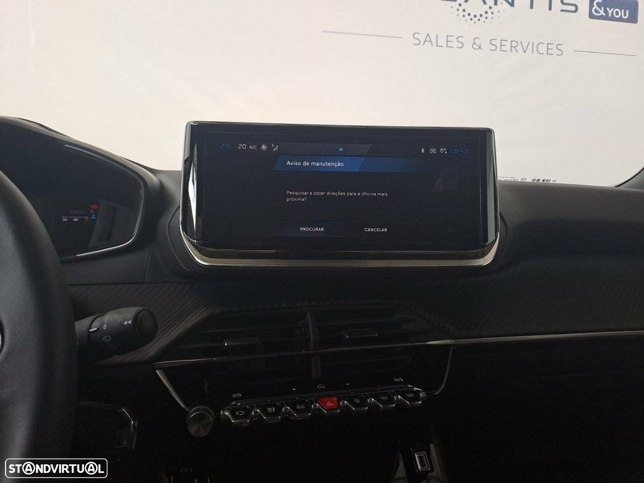 Peugeot 2008 1.2 PureTech Allure EAT8 - 20