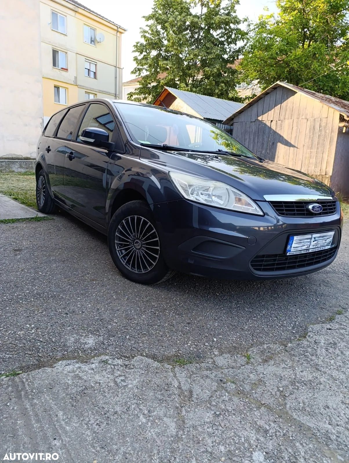 Ford Focus - 1