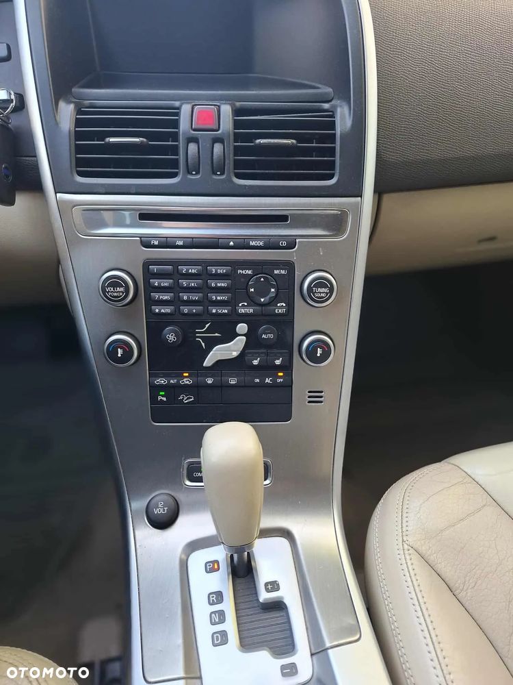 Volvo XC 60 - 11