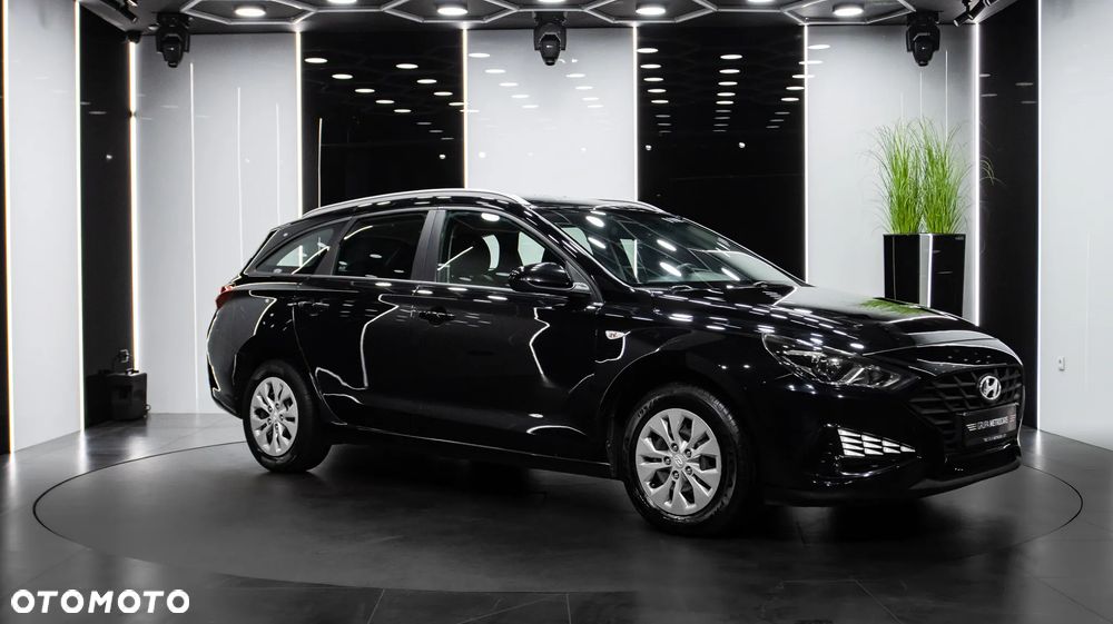 Hyundai i30 1.5 DPI Classic + - 9