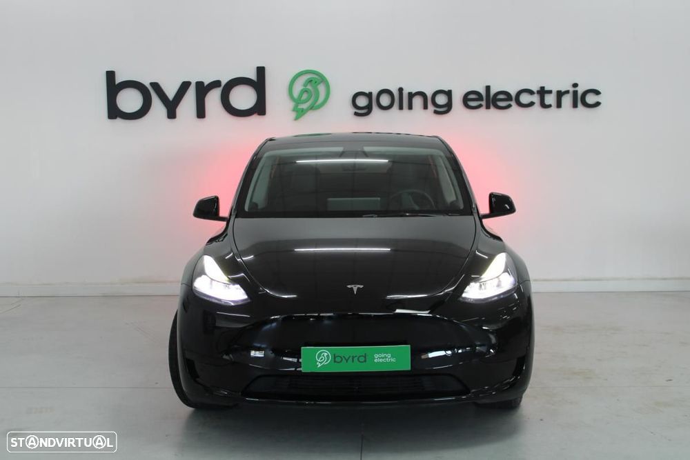 Tesla Model Y Standard - 3