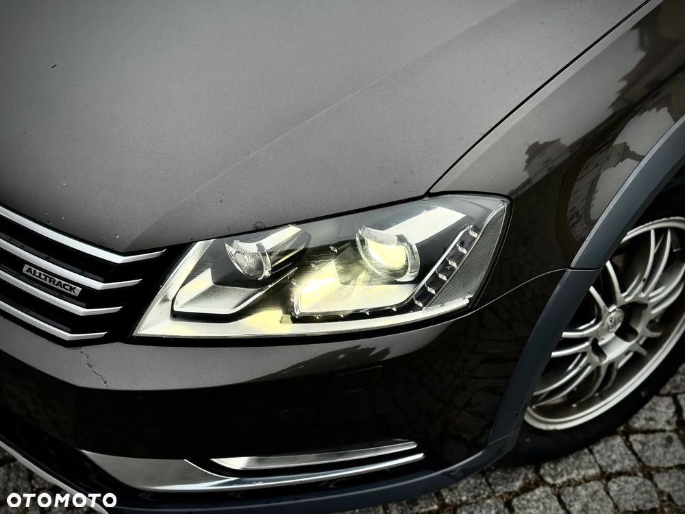 Volkswagen Passat Alltrack - 8
