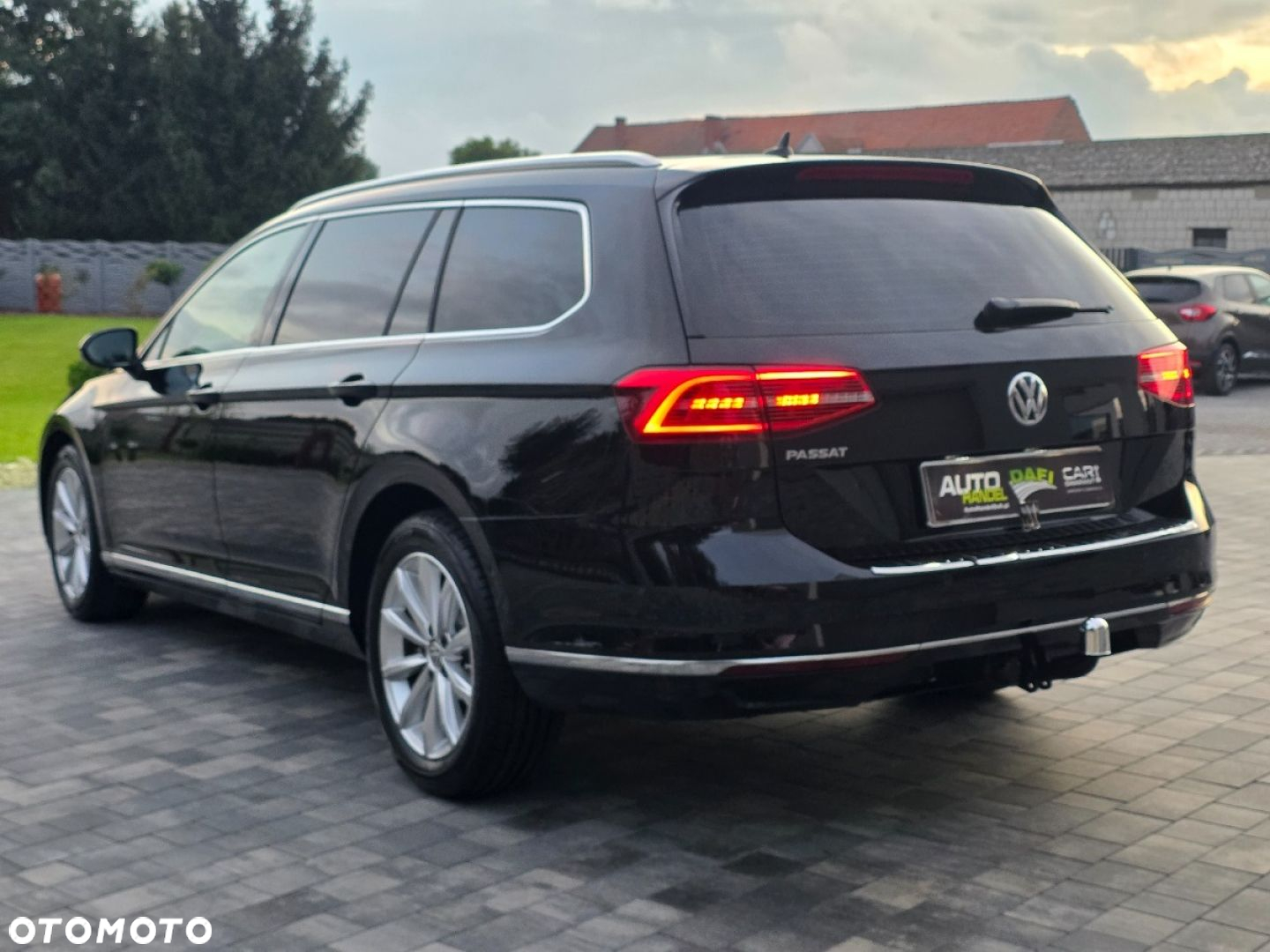 Volkswagen Passat - 5