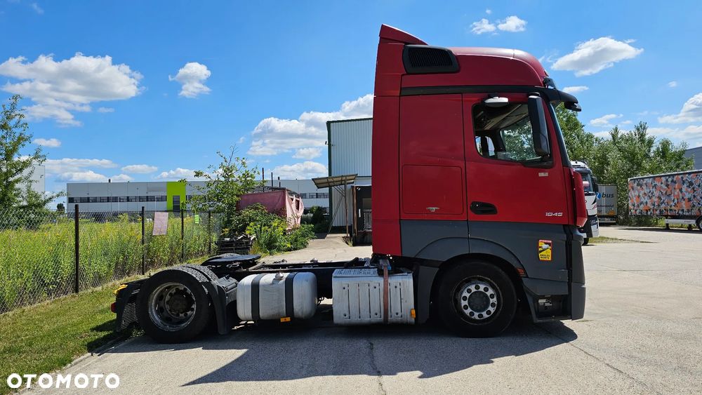 Mercedes-Benz Actros - 15