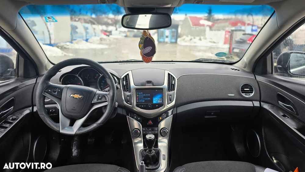 Chevrolet Cruze - 4