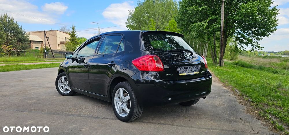 Toyota Auris 1.6 VVT-i Team - 13